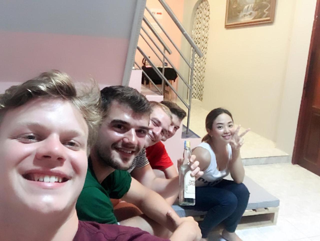 Oppa House Hostel (Adults Only) Ban Don Rak Екстериор снимка